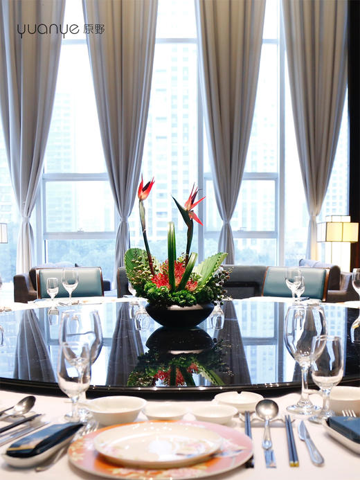 酒店圆桌转盘餐桌花摆花新中式高端餐厅客厅假花摆设装饰花艺摆件 商品图1