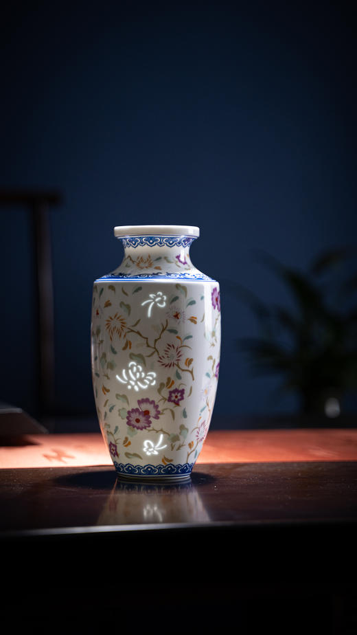 富玉  玲珑花瓶卧室陶瓷器中式居家装饰品花瓶-蝶恋花玲珑瓶 商品图0