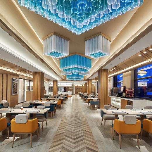 双12大促！【25-26雪季早鸟】3晚/5晚【长白山ClubMed度假村】一价全包！享3000㎡天然温泉，含每日专业滑雪课程、全天吃喝玩乐，更有专业G.O帮你带娃、晚间表演秀及主题派对！ 商品图8