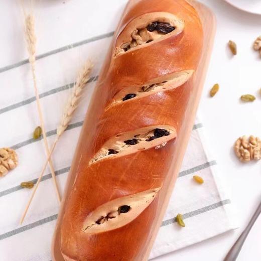 【中欧班列精选】wwj俄罗斯风味葡萄干核桃果仁大列巴 300g/袋 俄式风味正品保证 商品图3