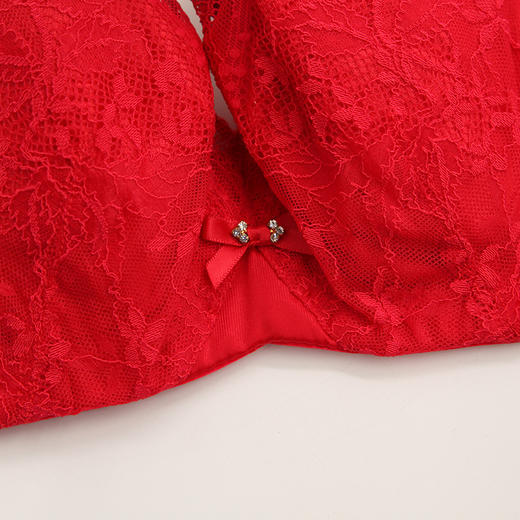 贝佳人新品全罩红色内衣女大胸显小背心式深V蕾丝花边文胸本命年 商品图3