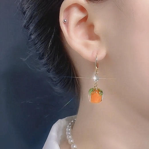 JU-AD3210夏季新款时尚百搭柿柿如意耳环女气质轻奢甜美耳扣设计感水果耳饰 商品图2