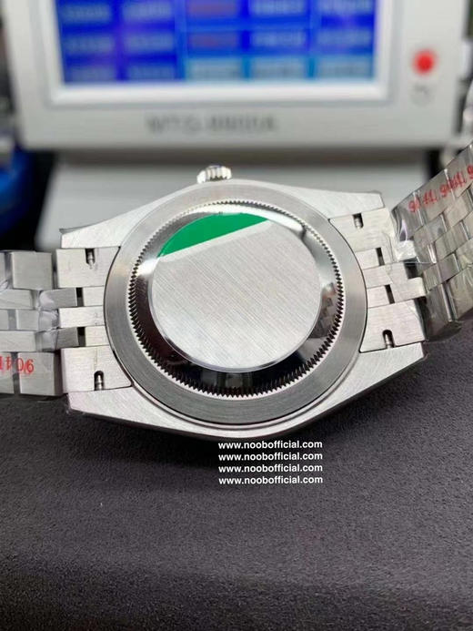 NOOB factory开年巨献，推出劳力士日志型系列中东数字刻度特别版腕表。【表壳】41MM的精钢表壳由三角坑纹表圈与904L不锈钢中层表壳组合而成 商品图12