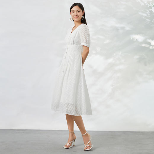 EITIE爱特爱夏季新款时尚简约通勤纯色修身连衣裙6607338 商品图3