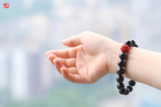 黑碧玺手串 ，珠径12mm 商品图3