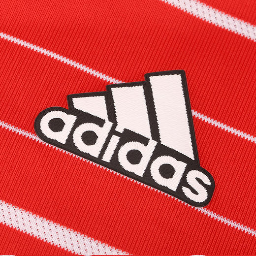 ADIDAS/阿迪达斯 FCB 拜仁慕尼黑主场球员版短袖球衣裤 商品图4