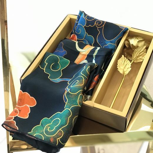 优品堂《清秀高雅》100％桑蚕丝110×110方巾 商品图8