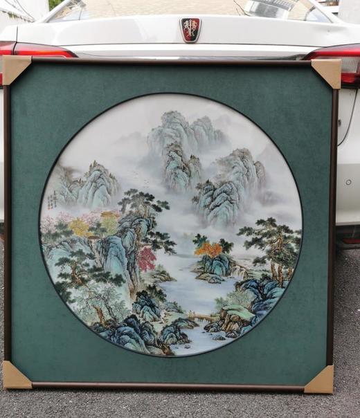 粉彩山水瓷板画【春游】 商品图0