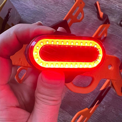 【可充电信标灯 三种闪烁】Hazard4美国危机4 户外多用途爆闪信标灯救援信号灯LED充电闪光灯 商品图4