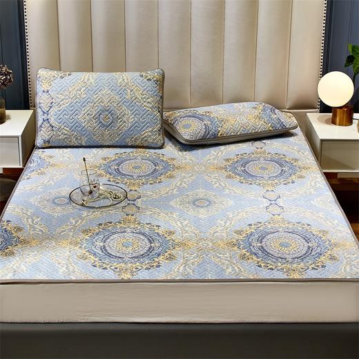 【丝丝凉意好睡眠】泰国皇家全冰丝生物基乳胶凉席三件套高端软席 商品图7