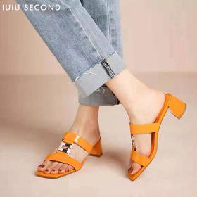 IUIU SECOND 2022夏新款方头漆皮粗跟凉拖鞋U22BJ24681