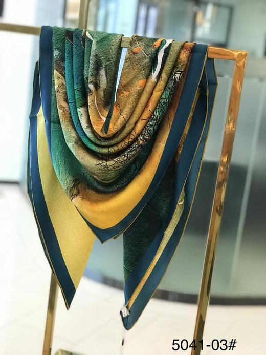 优品堂《亭亭玉立》重磅精品桑蚕丝110×110方巾 商品图5