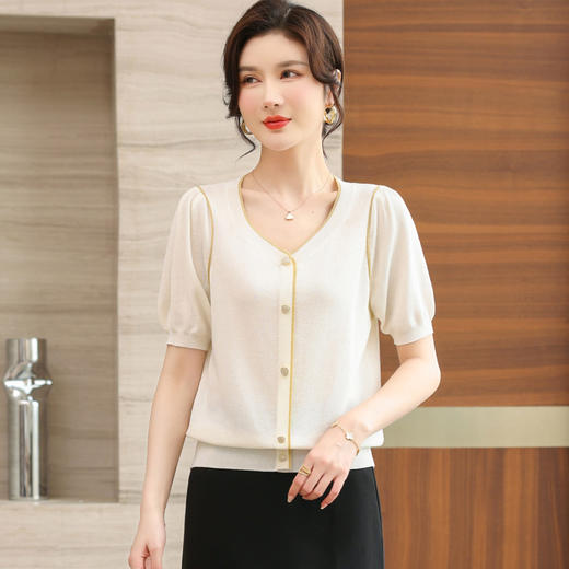 CC 8668SS小香风冰丝短袖t恤宽松显瘦V领薄款针织衫上衣 商品图3