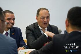  对话哥伦比亚驻华大使|Cavell咖啡品牌推进社会、经济和环境可持续 