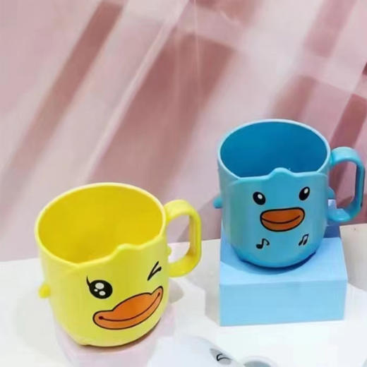 【19.9元/套】（赠卡通口杯2个））伢牙乐缤果派对套装牙膏25克*4 商品图1