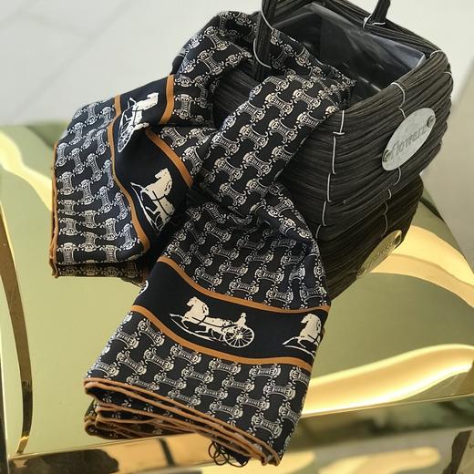 优品堂《亭亭玉立》重磅精品桑蚕丝110×110方巾 商品图7