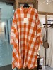 （5折）apuntob 奶白与橙色大方格开襟连衣裙 商品缩略图3