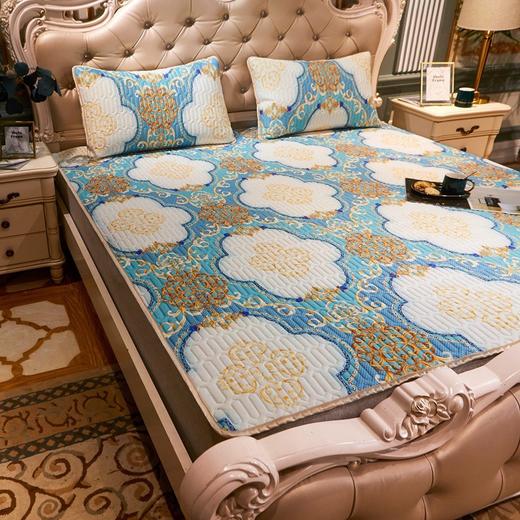 【科技凉感 舒适睡眠】泰国皇家乳胶凉席三件套夏季凉感丝软席夏凉席 商品图2