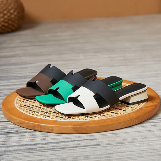 AY-VBB-A343新款时尚气质休闲方头粗跟露趾凉拖鞋 商品图2