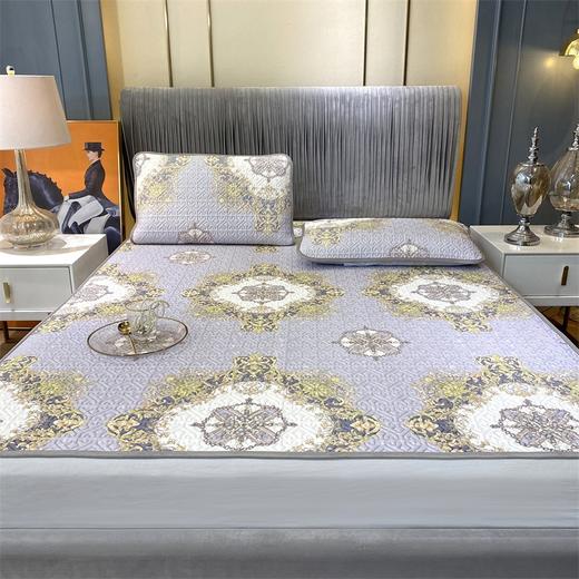 【丝丝凉意好睡眠】泰国皇家全冰丝生物基乳胶凉席三件套高端软席 商品图6