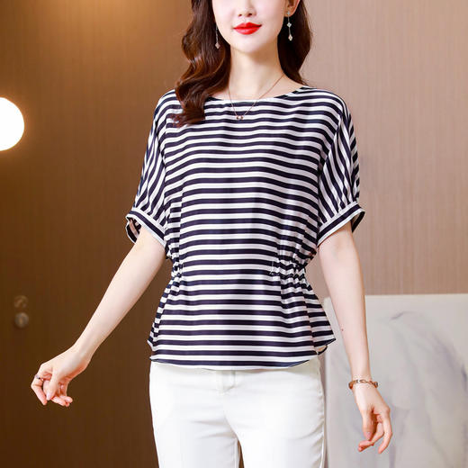 MZ 802328气质通勤缎面仿真丝T恤条纹上衣 商品图2