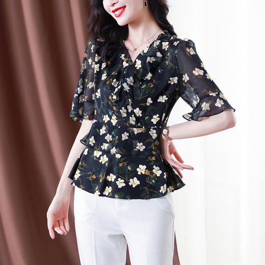 夏季设计感小众宽松洋气小衫MZ802329 商品图0