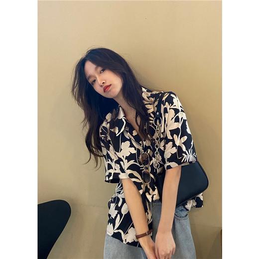 （清仓现货）【社群供G】盐系复古桔梗印花chic温柔设计感涤纶半袖衬衫 商品图5