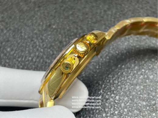 N厂 迪通拿专属Cal.4130自动上链机芯，厚度和正品一致，全部功能100%完全实现，使用了订制版KIF避震器，整机根据真正的Cal.4130机芯设计 Noob工厂出品正品 原版开模乃精品中的精品❕ 商品图6