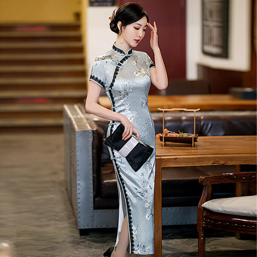 【梅花图】高档花萝面料修身旗袍 ZA5127 商品图1