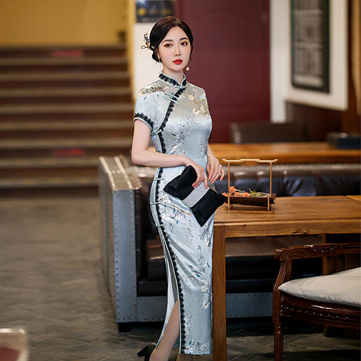 【梅花图】高档花萝面料修身旗袍 ZA5127 商品图3