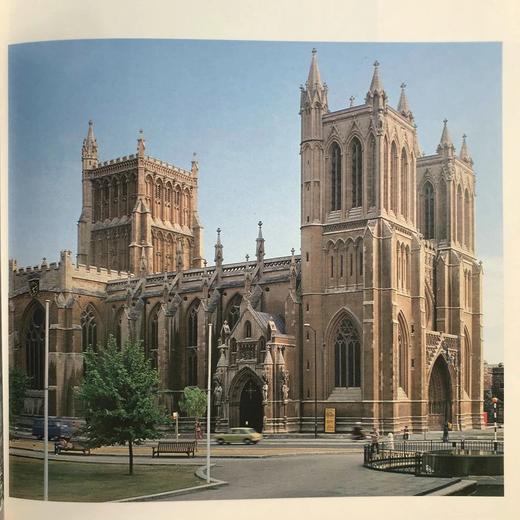 哥特式建筑图集 299幅插图 平装18开 商品图7