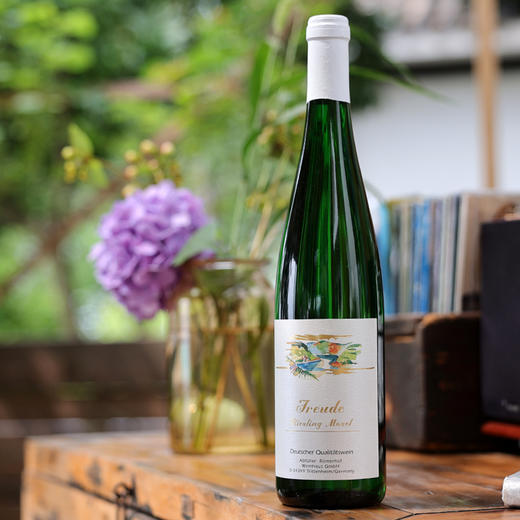 德悦摩泽尔雷司令半甜白葡萄酒 商品图1