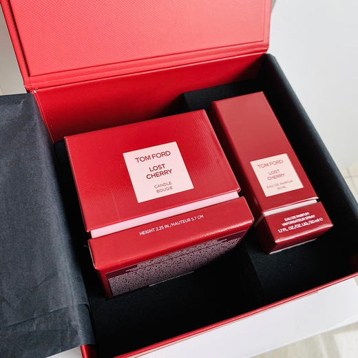 【618礼物精选】 TF香薰香水两件套礼盒套装 香薰蜡烛200g 香水50ml 法布勒斯 珍华乌木 韵度烟草 落樱甜情
价值2500+ 商品图7