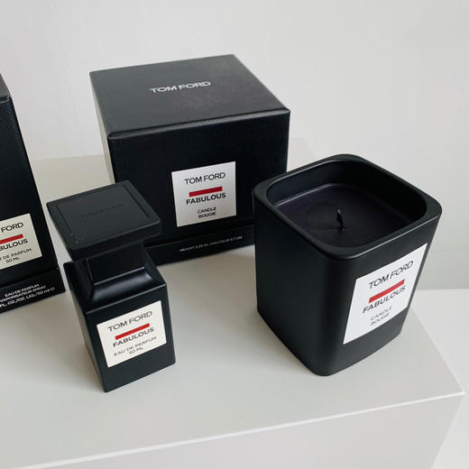 【618礼物精选】 TF香薰香水两件套礼盒套装 香薰蜡烛200g 香水50ml 法布勒斯 珍华乌木 韵度烟草 落樱甜情
价值2500+ 商品图9