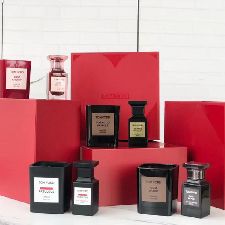 【618礼物精选】 TF香薰香水两件套礼盒套装 香薰蜡烛200g 香水50ml 法布勒斯 珍华乌木 韵度烟草 落樱甜情
价值2500+