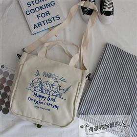 【内有隔层袋，合理分配置放空间】INS爆款倍儿火大学生少女童趣印花帆布，上课斜挎包单肩包热卖