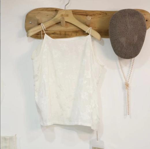 短款吊带（19718001-刺绣白） 商品图1