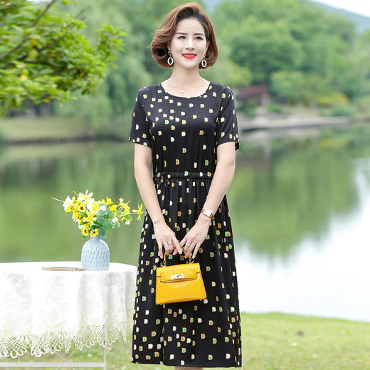 QC227 洋气连衣裙中老年夏季过膝长裙 商品图0