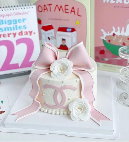 粉系香奈儿山茶花翻糖蛋糕 商品图0