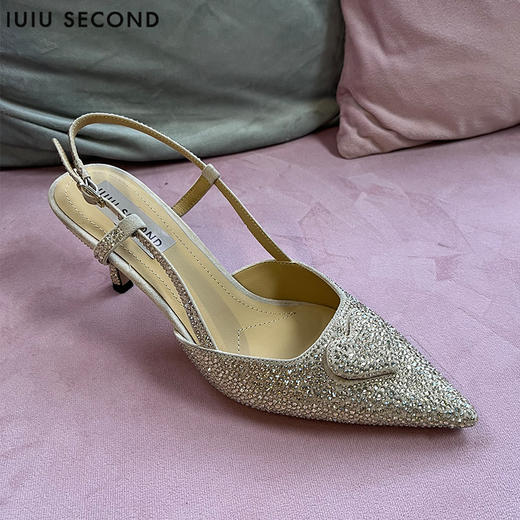 IUIU SECOND 2022夏新款爱心水钻尖头凉鞋高跟鞋U22AH11671 商品图0