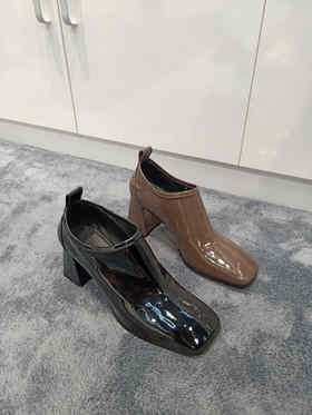 IUIUSECOND 秋冬深口牛皮漆革方头时装鞋女