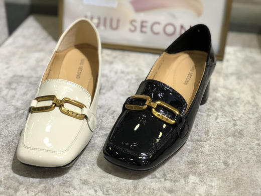 IUIU SECOND 2021年新款牛皮漆革乐福鞋单鞋 商品图0