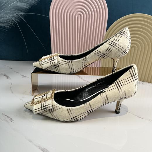 IUIU 时尚格纹浅口女单鞋 商品图0