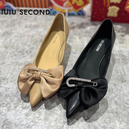 IUIU SECOND 2022年春夏新款气质格调蝴蝶结漆皮高跟鞋U22AE18131 商品图0