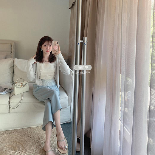 金蘑菇菇【小贝壳防晒衫】修身显瘦治愈色设计感轻薄v领针织开衫 商品图1