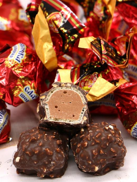 【中欧班列精选】斯拉夫奶罐花生碎夹心牛奶糖果500g俄罗斯进口巧克力喜糖零食年货 商品图1