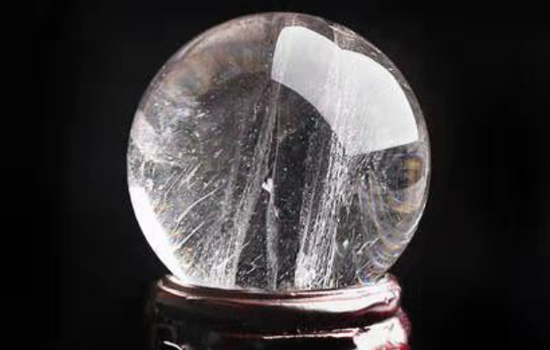 吉祥天地 白水晶球摆件