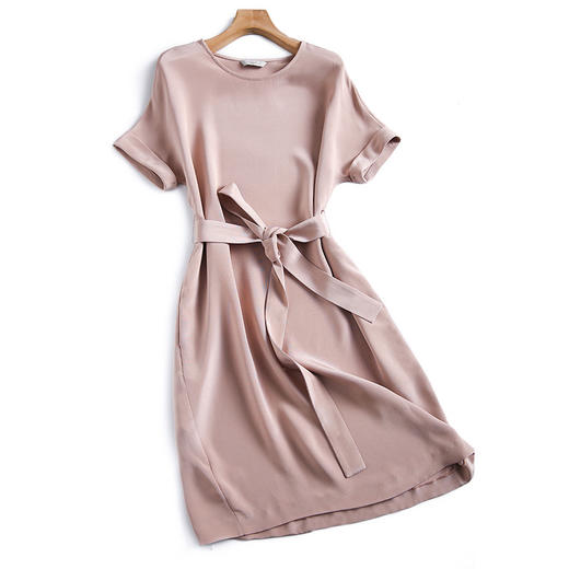 【优雅气质范】灵动飘逸高奢感 仿真丝裸粉色连衣裙  穿出你的style 舒适透气 慵懒随性 商品图4