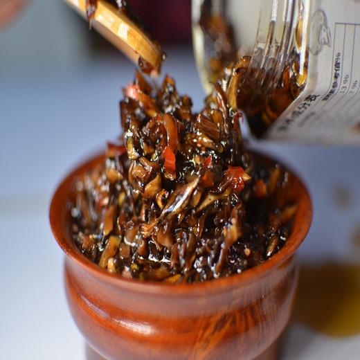 云南迪庆香格里拉特产油炸松茸丝280g/瓶*2瓶 商品图3