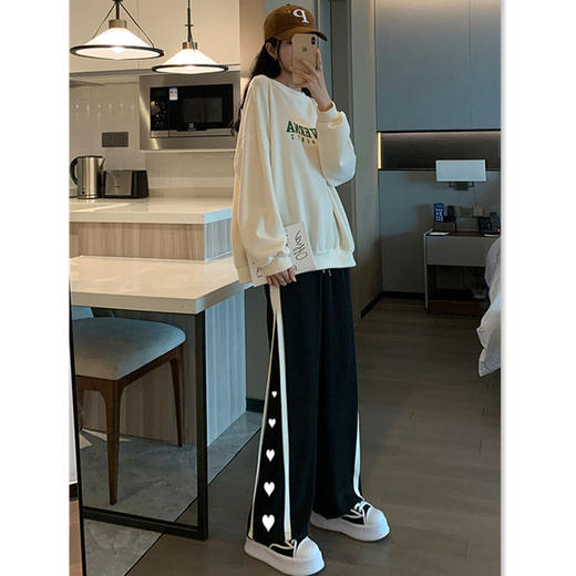 【可颜可甜，个性小众】黛唯梵 黑色休闲裤女，新款四季大码裤子，显瘦垂感薄款，运动阔腿裤潮七夕情人节 商品图9